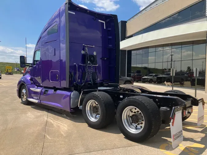 2020 Kenworth T680