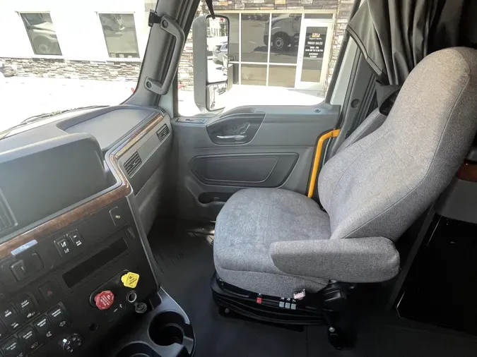 2021 International LT625