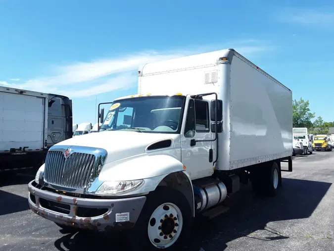 2018 NAVISTAR INTERNATIONAL 4300