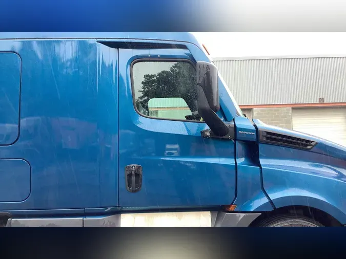 2022 Freightliner Cascadia
