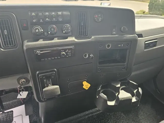 2020 NAVISTAR INTERNATIONAL MV607 (4X2)