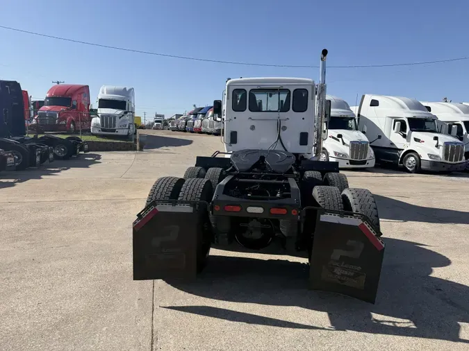 2020 Peterbilt 567
