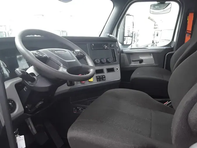 2019 FREIGHTLINER/MERCEDES NEW CASCADIA PX12664