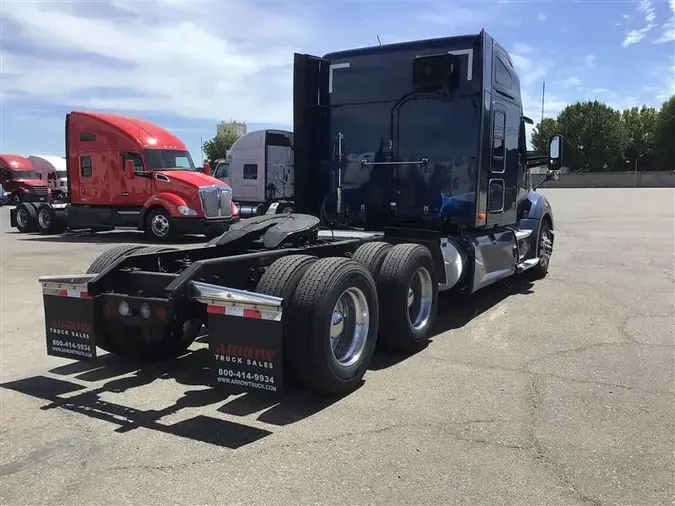 2021 KENWORTH T680