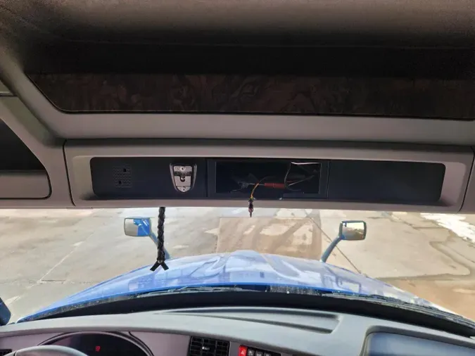 2026 Kenworth T680bb3215a8e7a89f97b3526b1d8071ab58