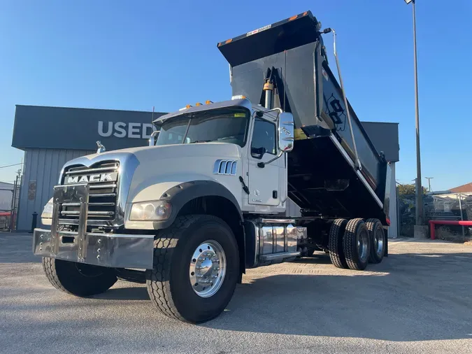 2022 MACK GR64Fbb336a39c1888a42311b77de8e7272d4