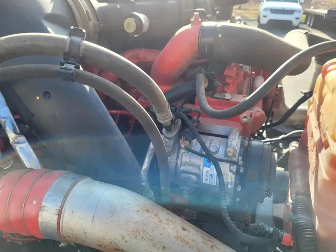 2023 International LT625