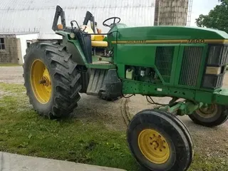 1993 John Deere 7600