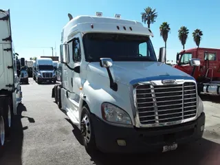2016 Freightliner CASCADIA 125