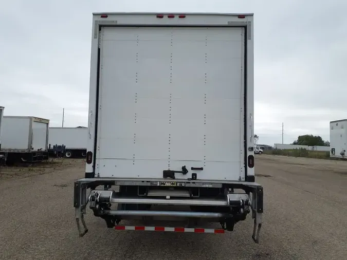 2022 FREIGHTLINER/MERCEDES M2 106