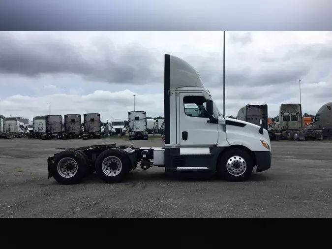 2021 Freightliner Cascadia 126bb3da23ed321974ebb996ded781c691f