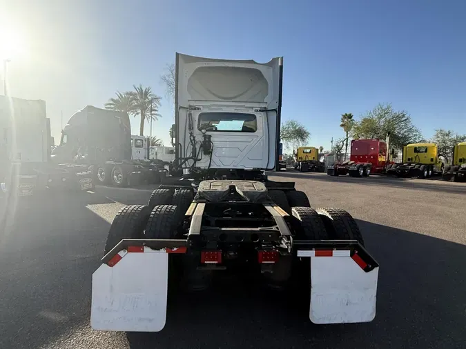 2019 International LT625