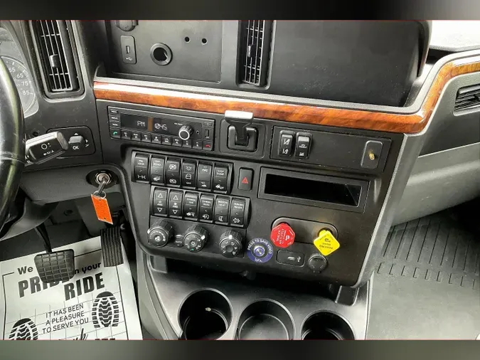2021 INT LT625 6x4