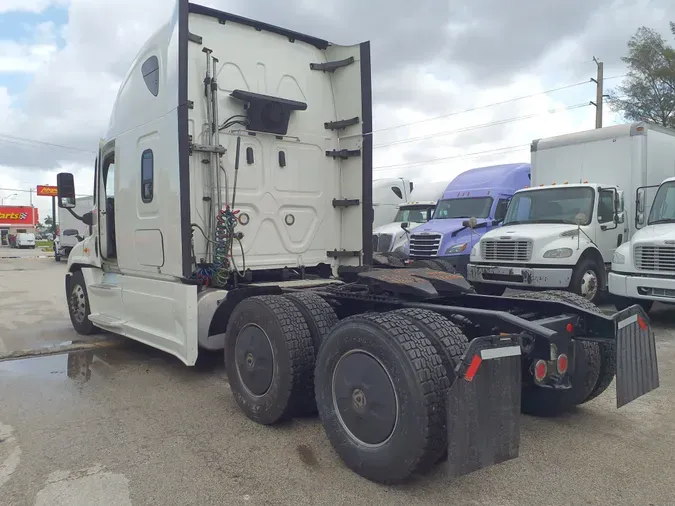 2019 FREIGHTLINER/MERCEDES CASCADIA 125