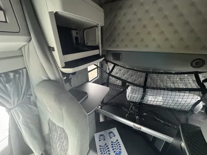 2022 Kenworth T680