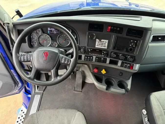 2022 Kenworth T680bb49b05292185fcea9e0d9c024519511