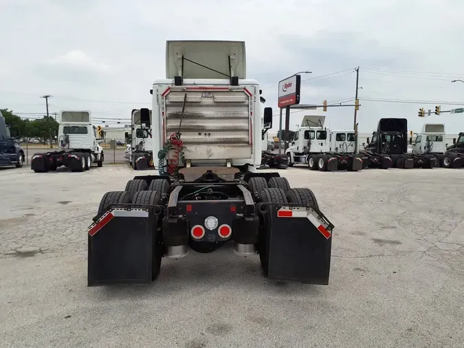 2016 FREIGHTLINER CASCADIA 125