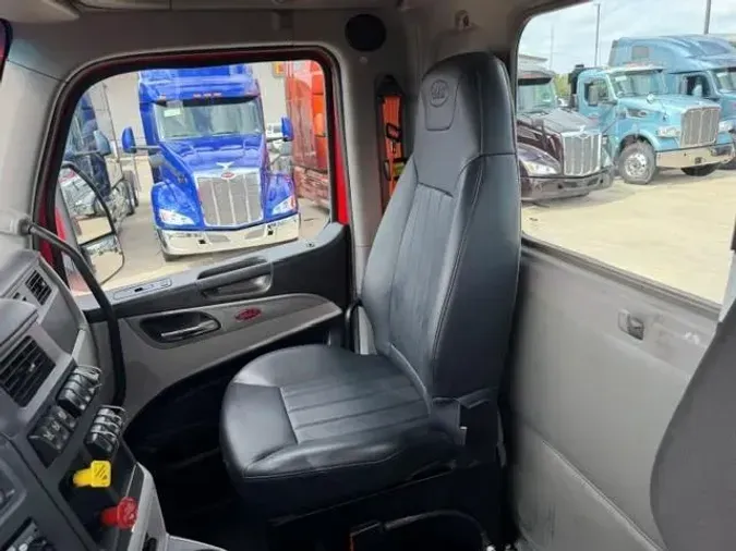 2023 Peterbilt 579bb4a7a003ce742b937505abc440316eb