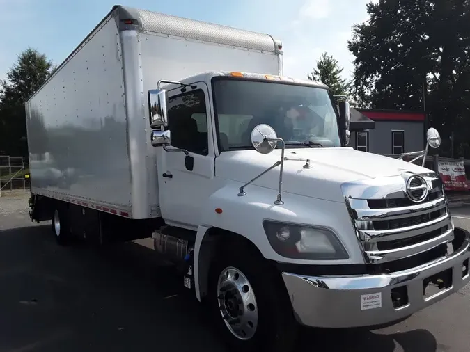 2018 HINO HINO 338