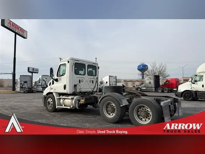 2019 FREIGHTLINER CASCADIA