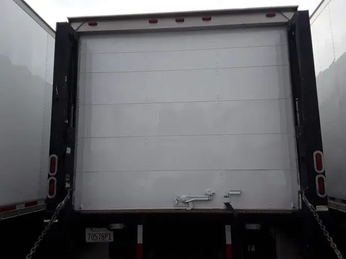 2015 FREIGHTLINER/MERCEDES M2 106