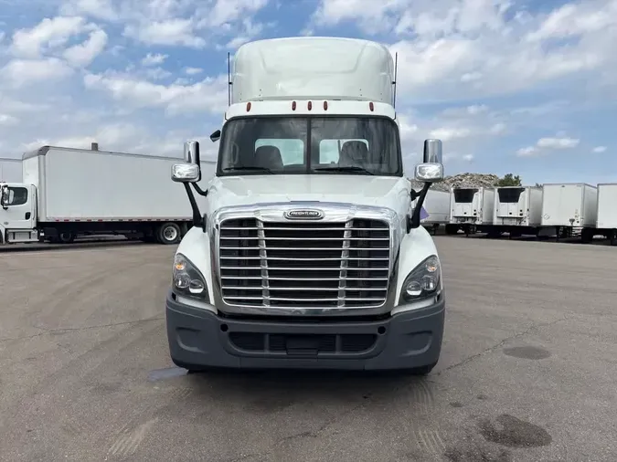 2020 FREIGHTLINER/MERCEDES CASCADIA 125bb5231e7d24414e4e692928bad89d82b