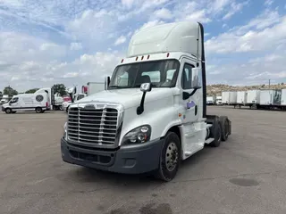 2020 FREIGHTLINER/MERCEDES CASCADIA 125