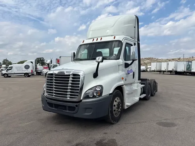 2020 FREIGHTLINER/MERCEDES CASCADIA 125bb5618838d1bb9c5197491a0825fdb69
