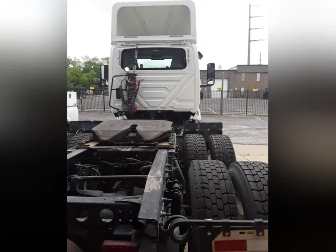 2018 NAVISTAR INTERNATIONAL LT625 DAYCAB T/A