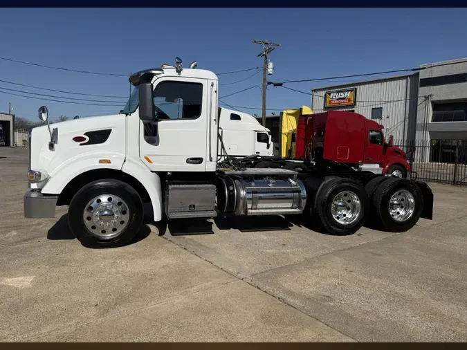 2020 Peterbilt 567