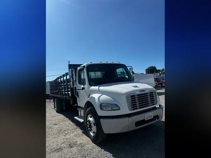 2018 FREIGHTLINER M2 106