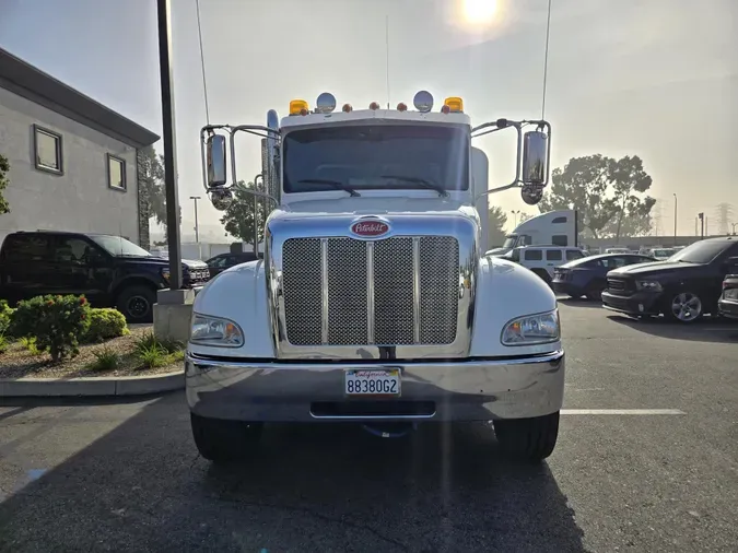 2018 Peterbilt 337