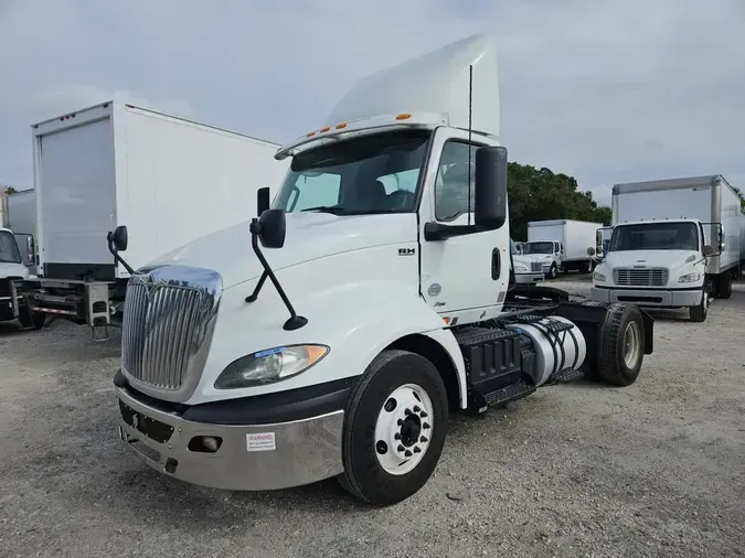 2019 NAVISTAR INTERNATIONAL RH613 DAYCAB S/Abb645d6463581f8dd786feaf34f99d82