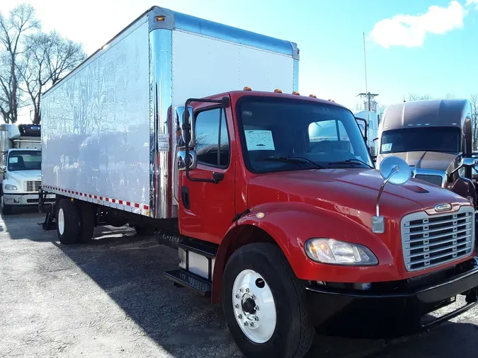 2016 FREIGHTLINER/MERCEDES M2 106