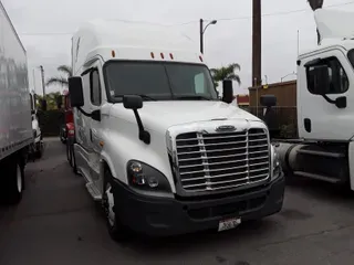 2016 Freightliner CASCADIA 125