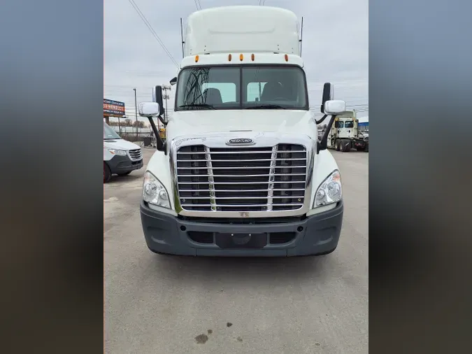 2015 FREIGHTLINER/MERCEDES CASCADIA 125