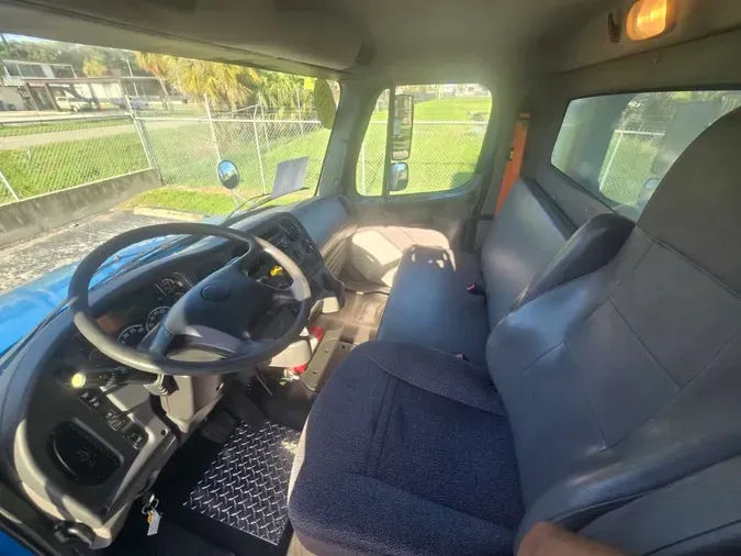 2019 FREIGHTLINER/MERCEDES M2 106bb6c62d272628a7f0db31d61ad10a5e9