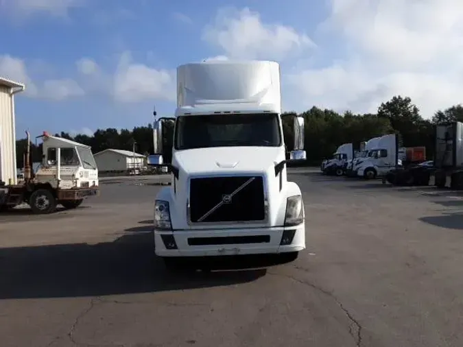 2017 Volvo VNL300