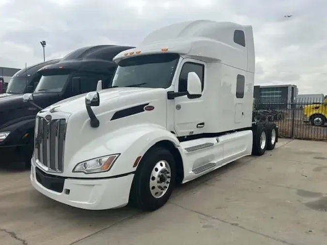 2023 Peterbilt 579