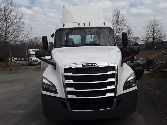 2018 FREIGHTLINER/MERCEDES NEW CASCADIA PX12664
