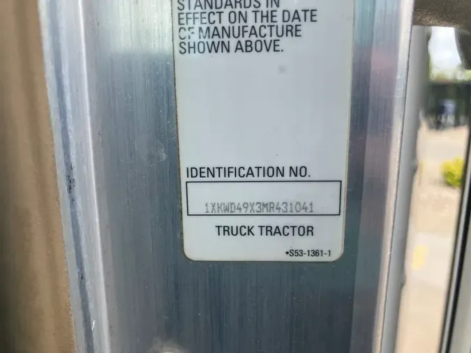 2021 Kenworth W900L