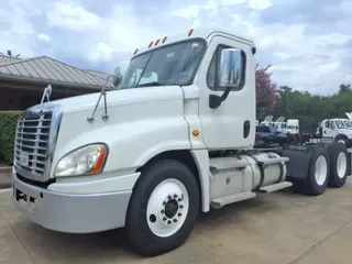 2020 FREIGHTLINER/MERCEDES CASCADIA 125