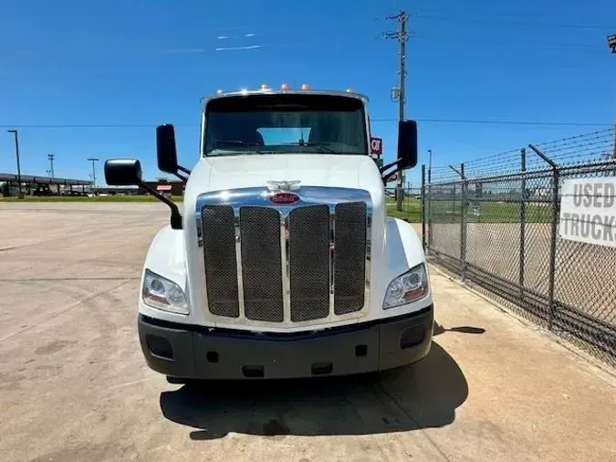 2021 Peterbilt 579