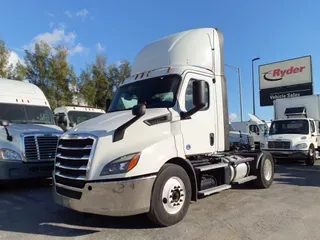 2019 FREIGHTLINER/MERCEDES NEW CASCADIA 116