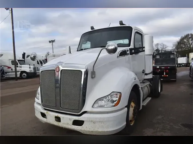 2013 KENWORTH T680