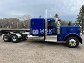 2023 PETERBILT 389