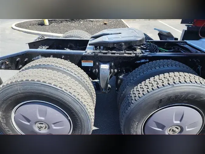 2023 FREIGHTLINER CA126