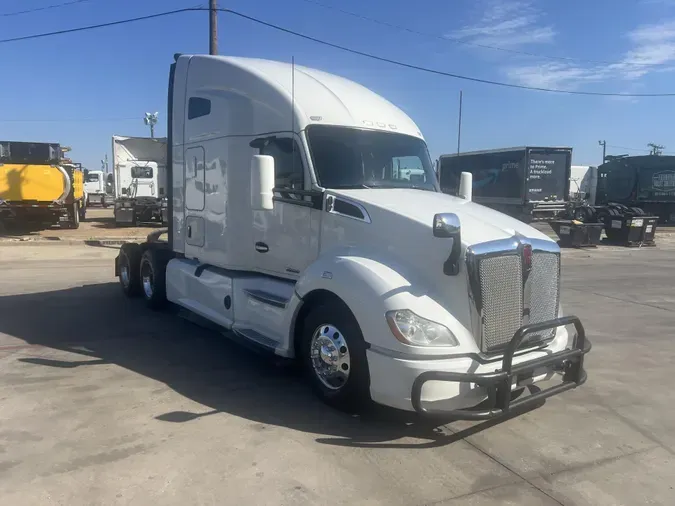 2021 Kenworth T680