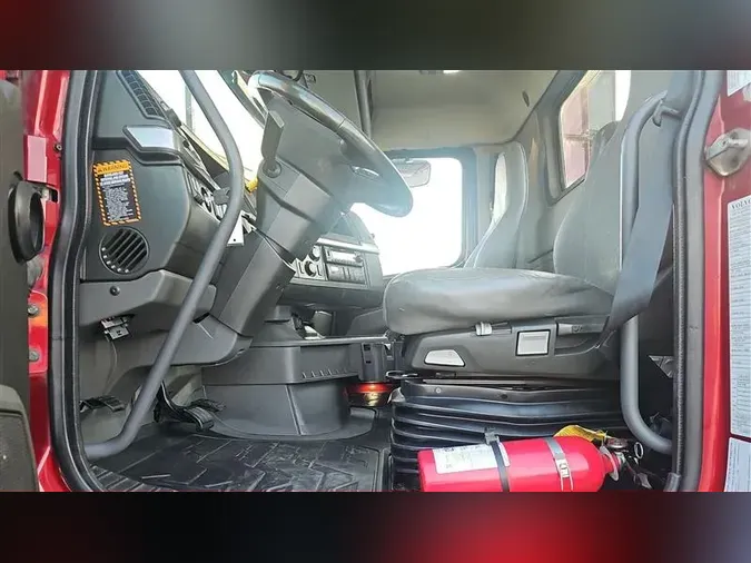 2022 VOLVO VNL64T300bb886a5dc1c7eb2fc982e9f5b56f45e9