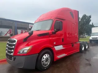 2020 FREIGHTLINER CASCADEVO1